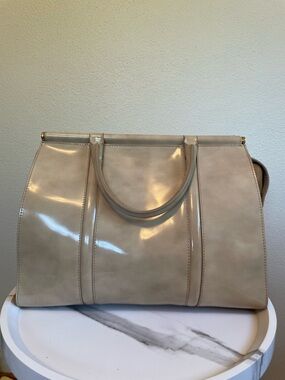 Iacucci Made in Italy Leather Beige Patent Tote Bag for Women